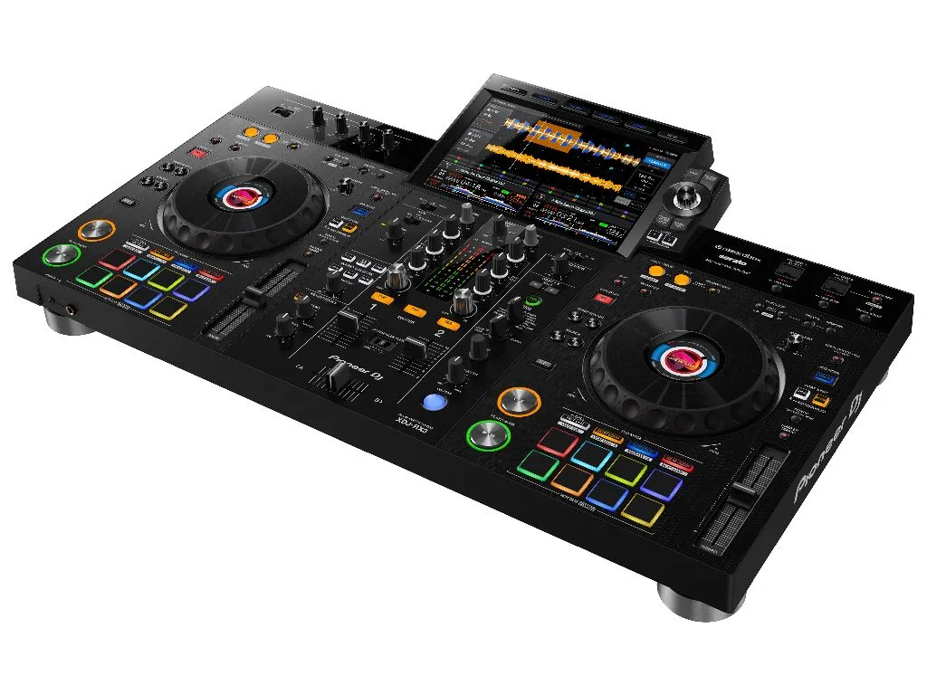 DJ set - Pioneer XDJ RX3