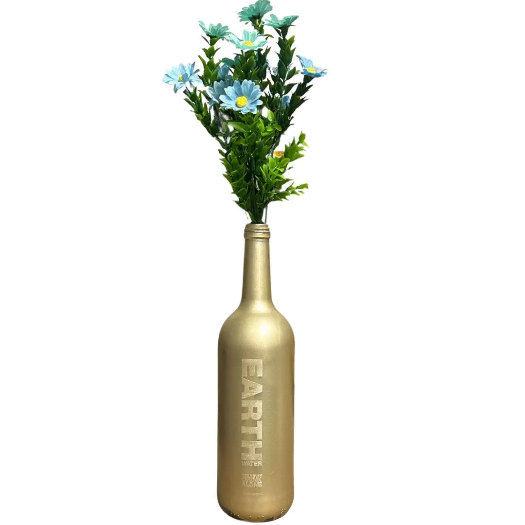 Diverse tafelvaasjes met sierbloemen