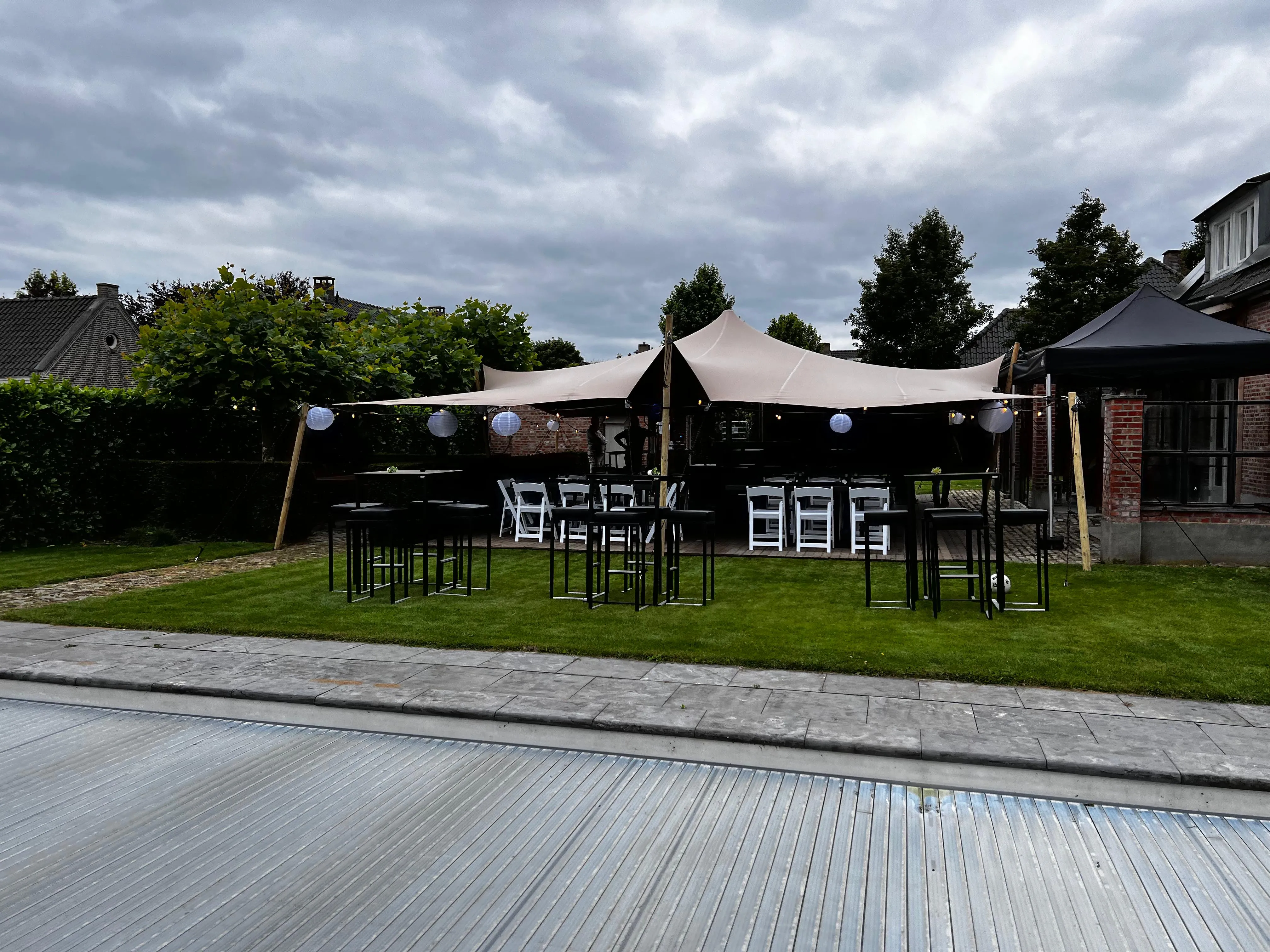Stretchtent - zandkleur - 8m x 10m